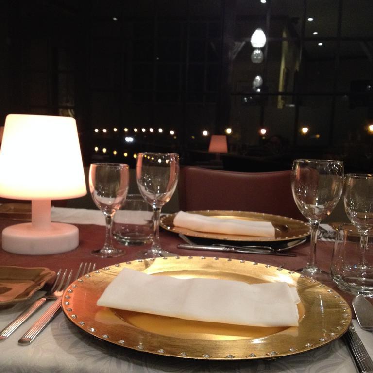 Hotel Restaurant Du Lac Combourg Eksteriør billede
