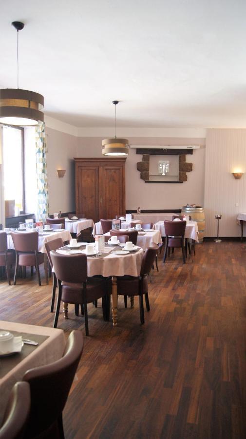 Hotel Restaurant Du Lac Combourg Eksteriør billede